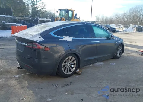 2016 Tesla Model X 60D/70D/75D/90D/P100D из США, поврежденный, VIN 5YJXCBE26GF001967
